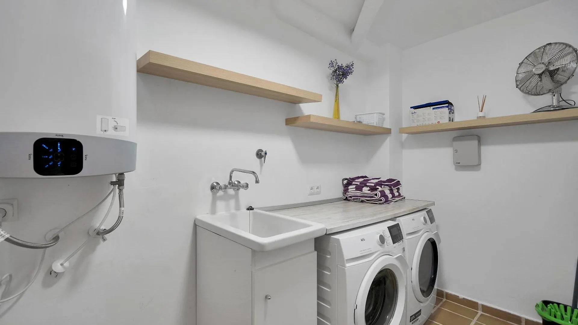 Apartmán Casa Topacio, 3 Bedrooms And 3 Bathrooms In Quiet Street Mijas