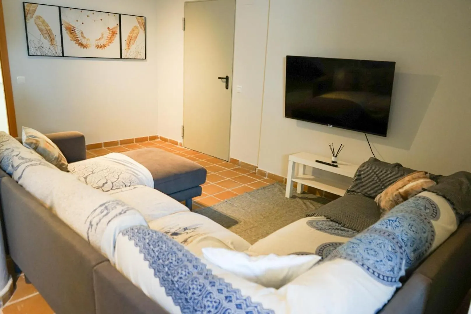 Apartment Casa Topacio, 3 Bedrooms And 3 Bathrooms In Quiet Street Mijas