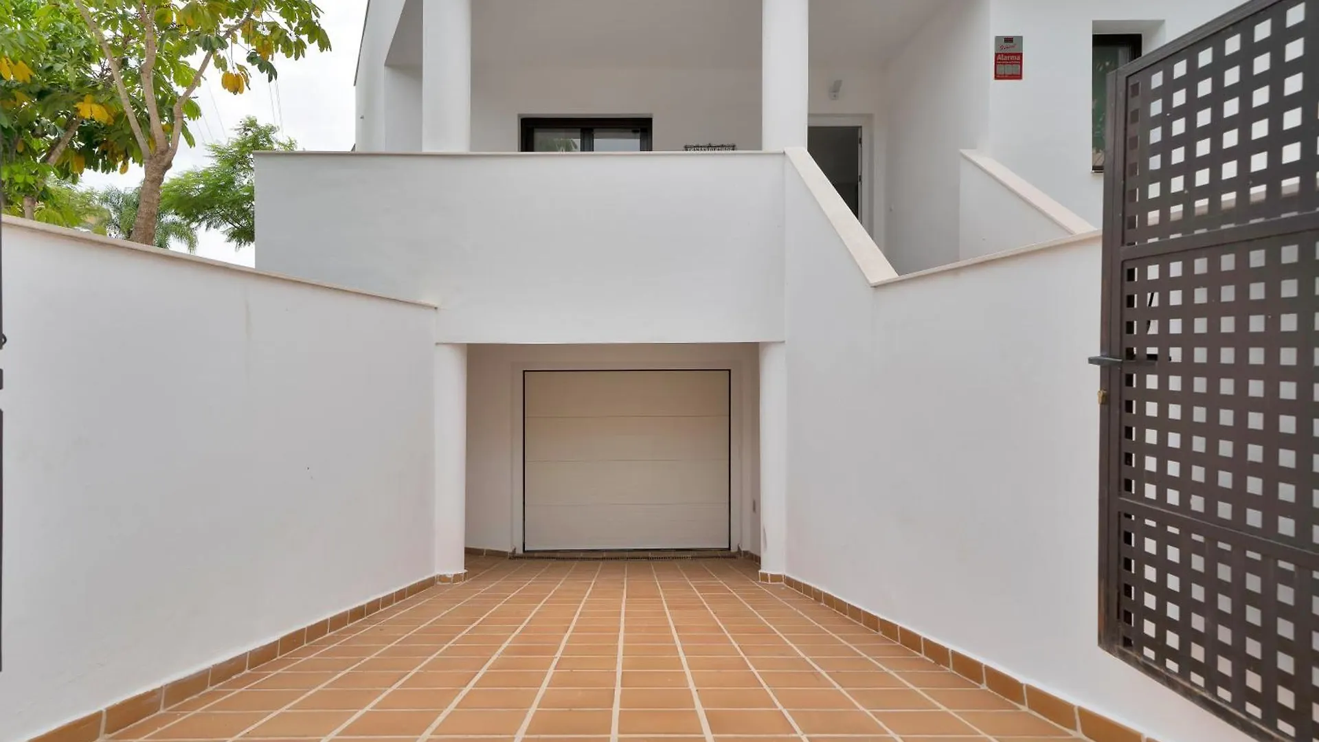 Casa Topacio, 3 Bedrooms And 3 Bathrooms In Quiet Street Mijas