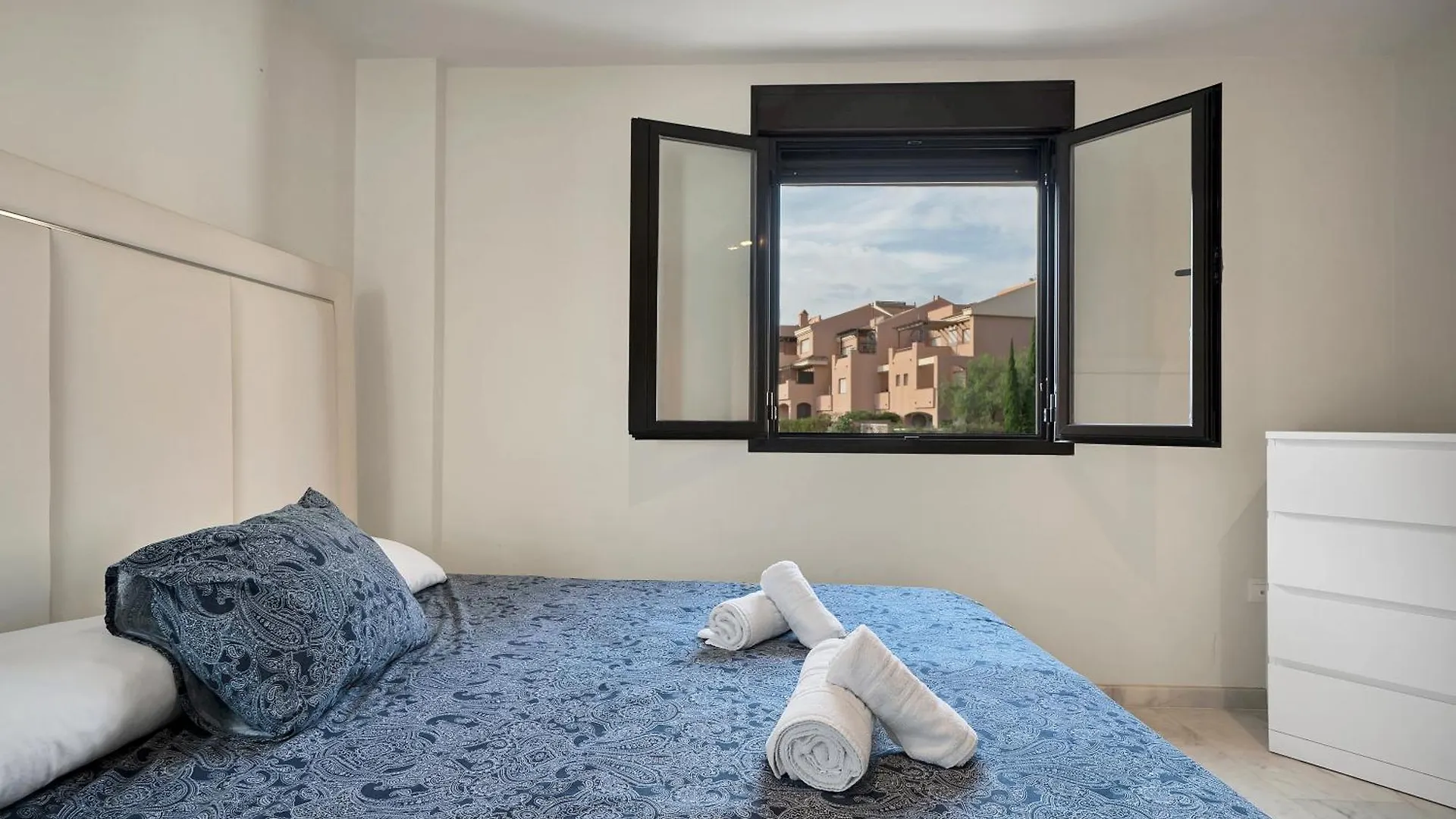 Casa Topacio, 3 Bedrooms And 3 Bathrooms In Quiet Street Mijas