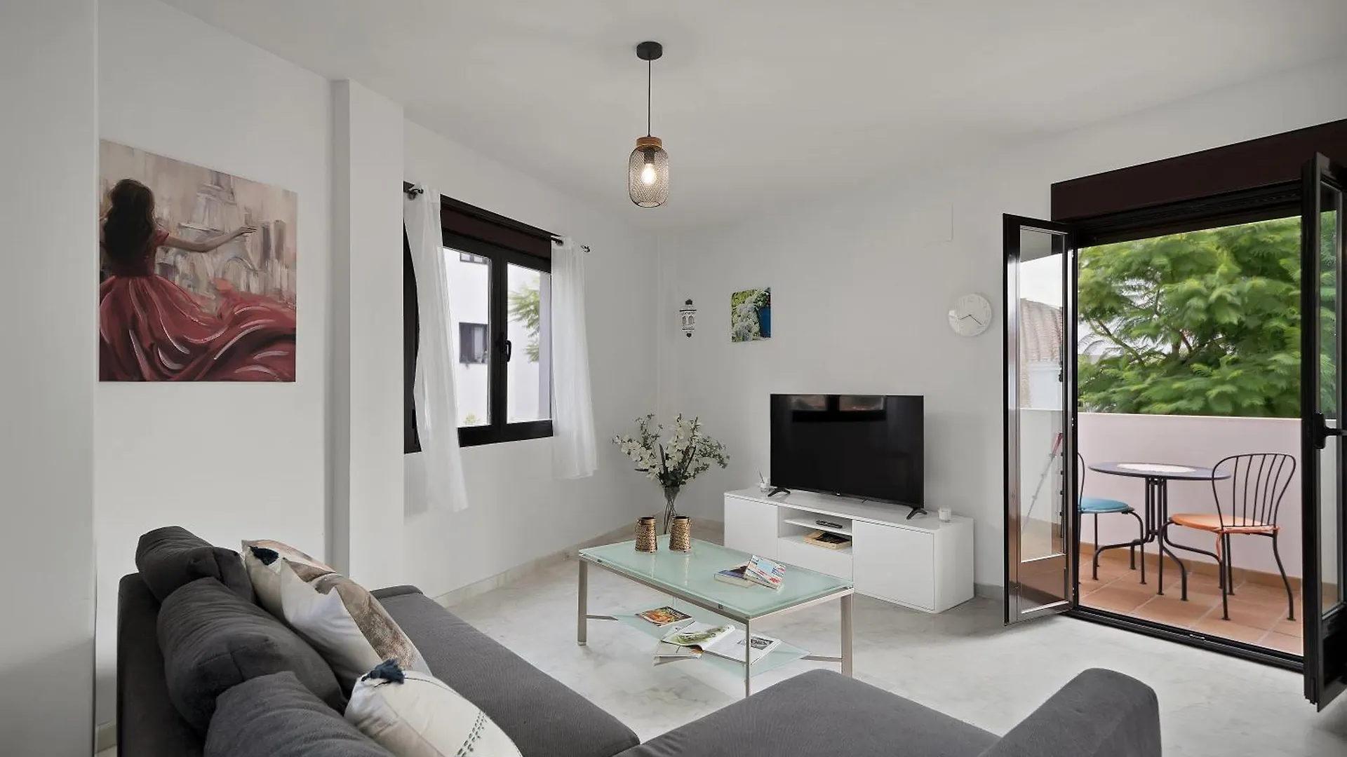 Apartment Casa Topacio, 3 Bedrooms And 3 Bathrooms In Quiet Street Mijas